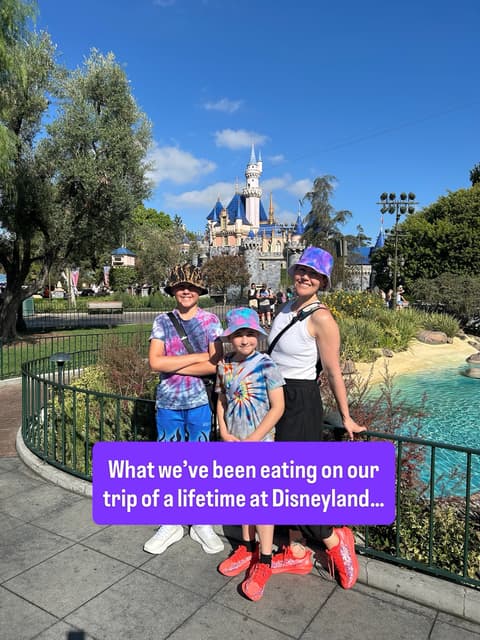 Holiday calories, protein when I can, treats when I want… and absolutely zero guilt. 😂💜

Because a
